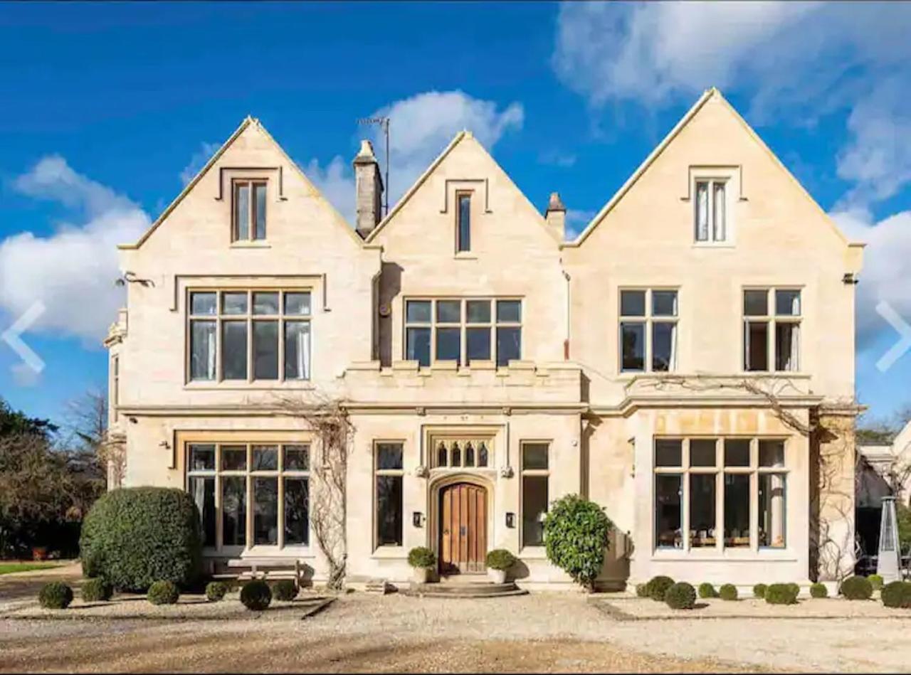 Апартаменти Granby Estate The Old Pool House Bradford-On-Avon Екстер'єр фото